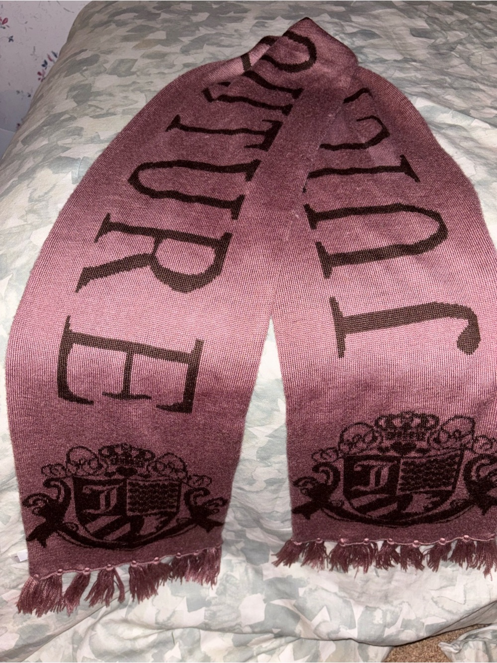 Juicy Coutoure scarf